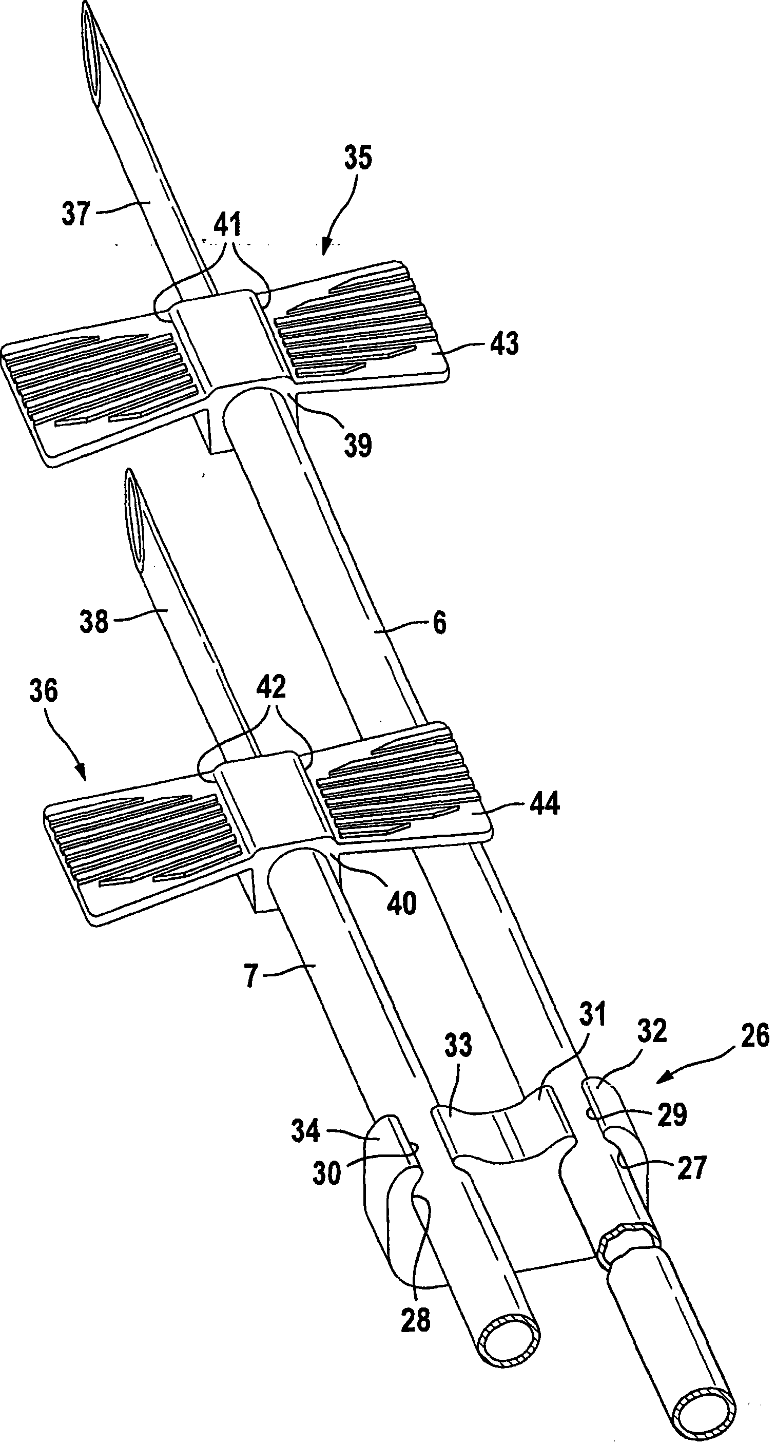 Device for use in an arrangement for monitoring an access to a patient, and method for monitoring a patient access, in particular a vascular access in extracorporeal blood treatment