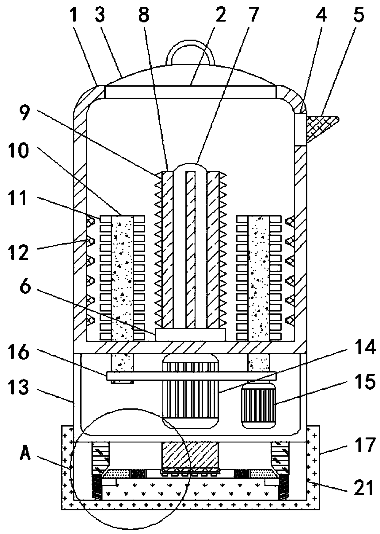 Centrifugal wall breaking method and equipment for making blackberry beverage