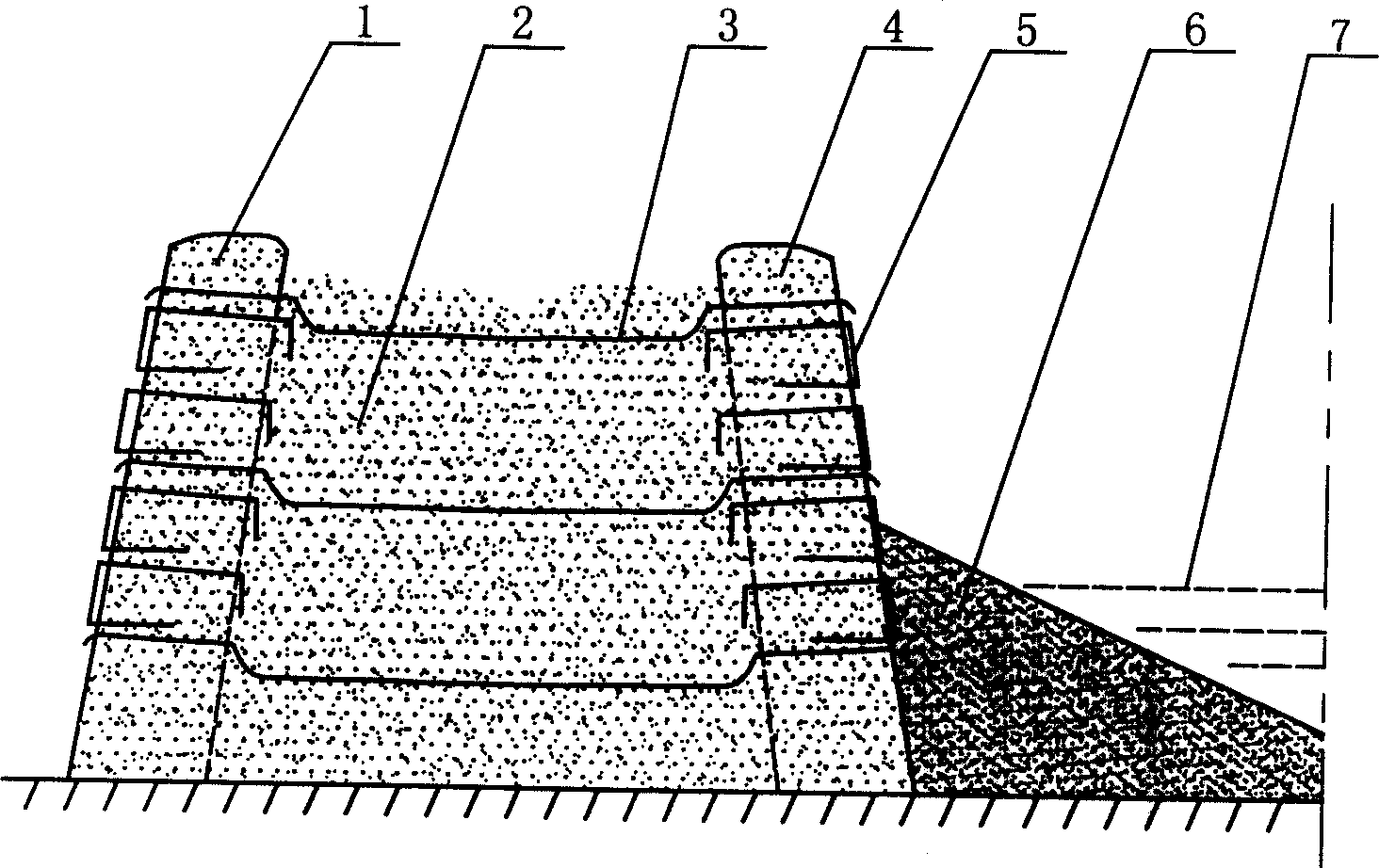 Method for building a dam through solidifying red mud rapidly