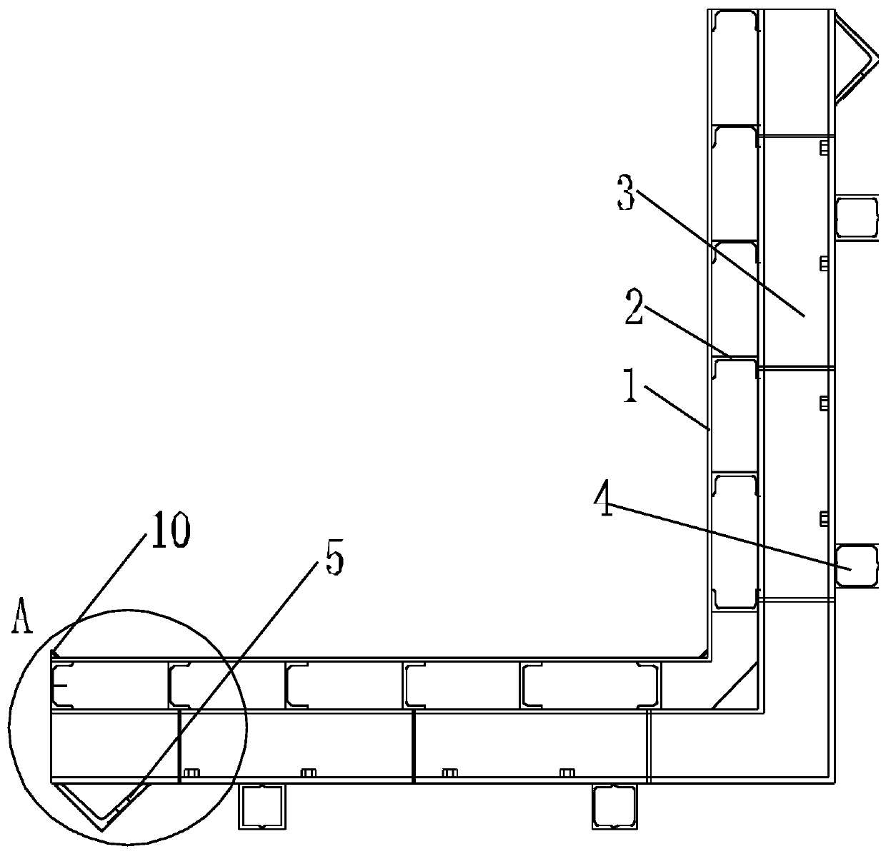 Steel formwork and manufacturing method thereof
