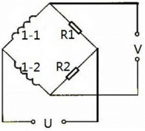 Anti-overflow device of magnetic liquid micro differential pressure transducer