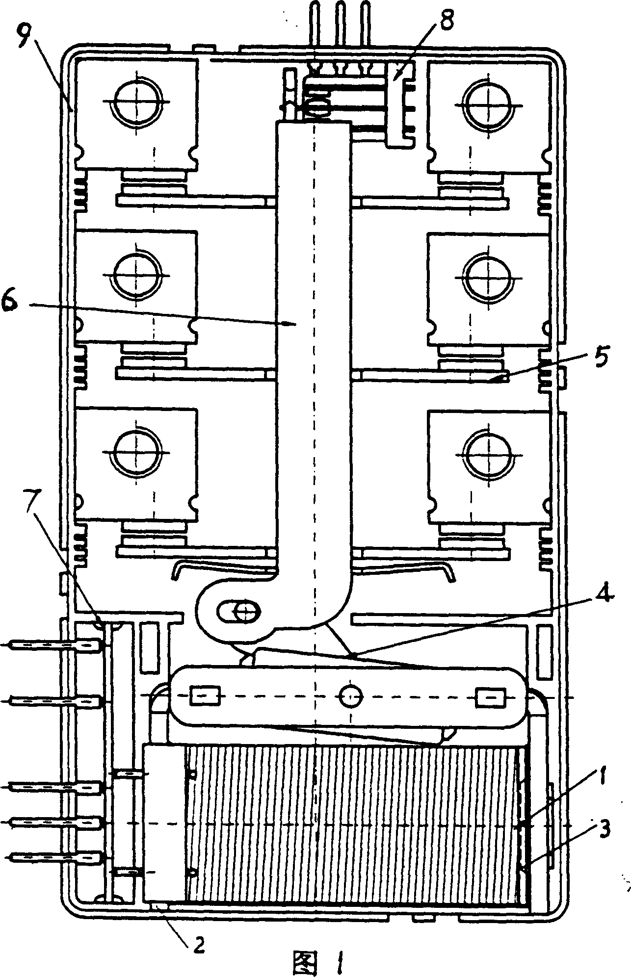 Bistable three-phase relay