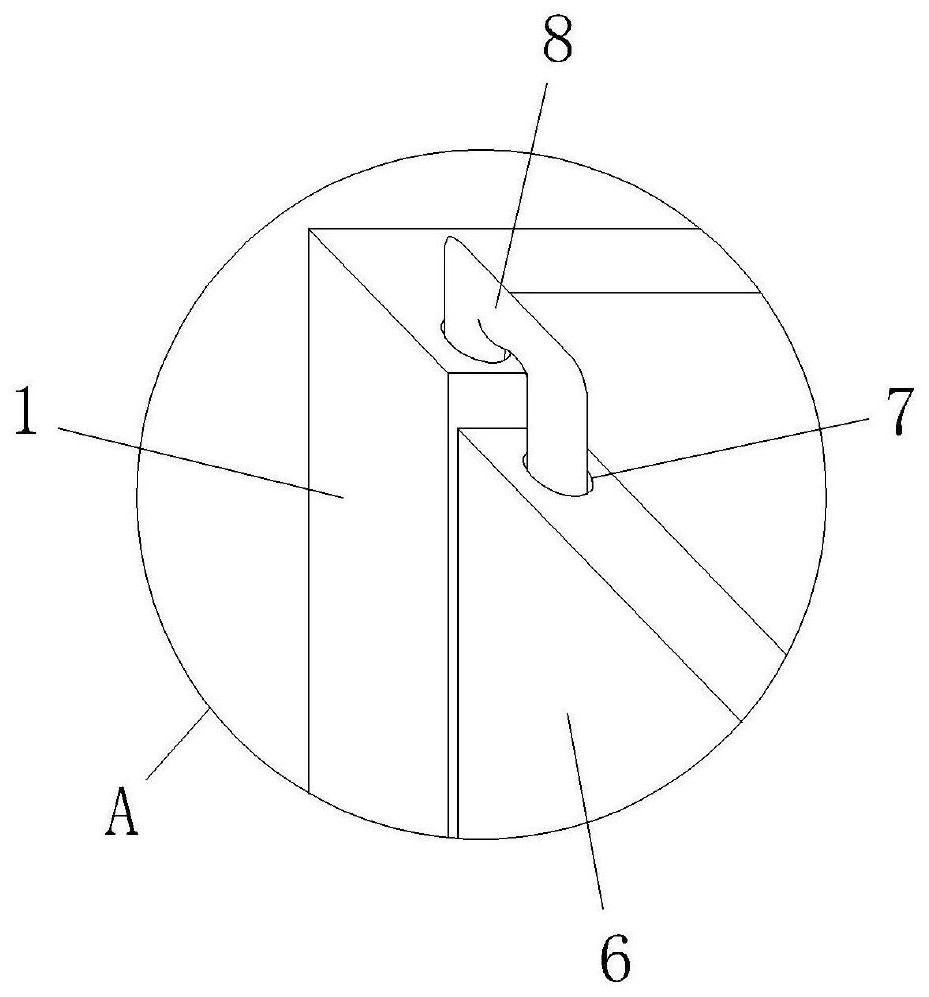 Uniform irrigation device for large-area crops