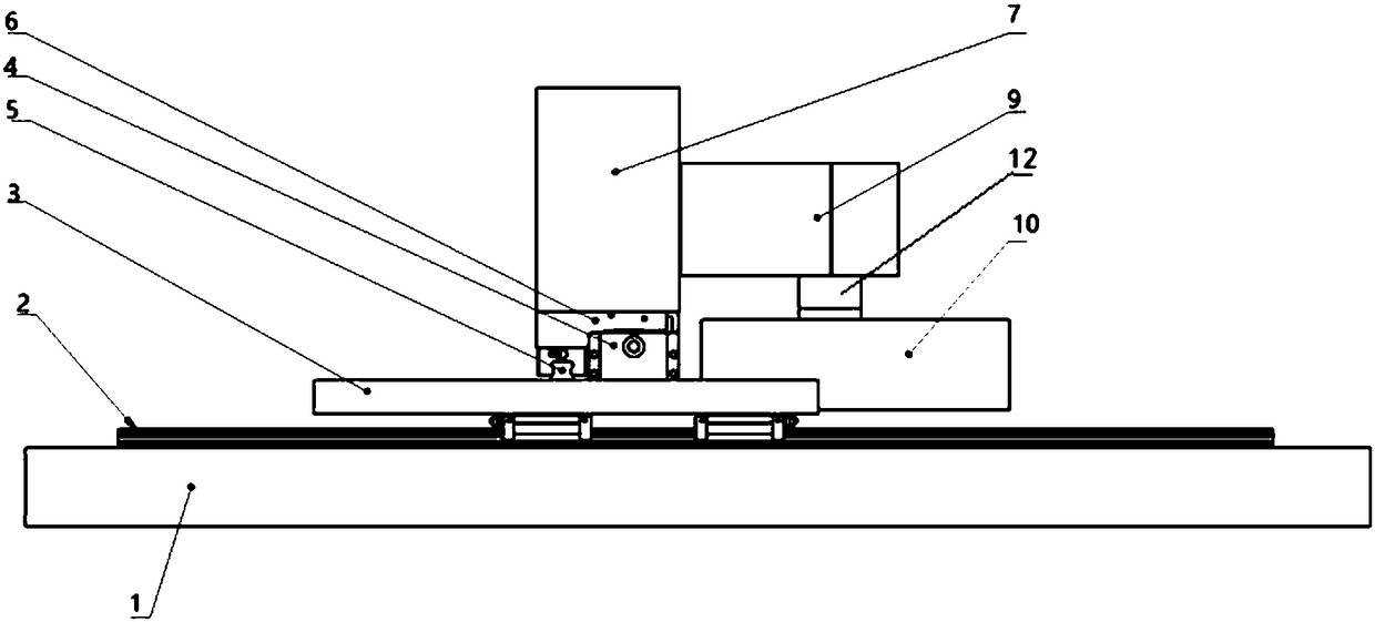 Load balancing device and flying probe testing device with balancing device