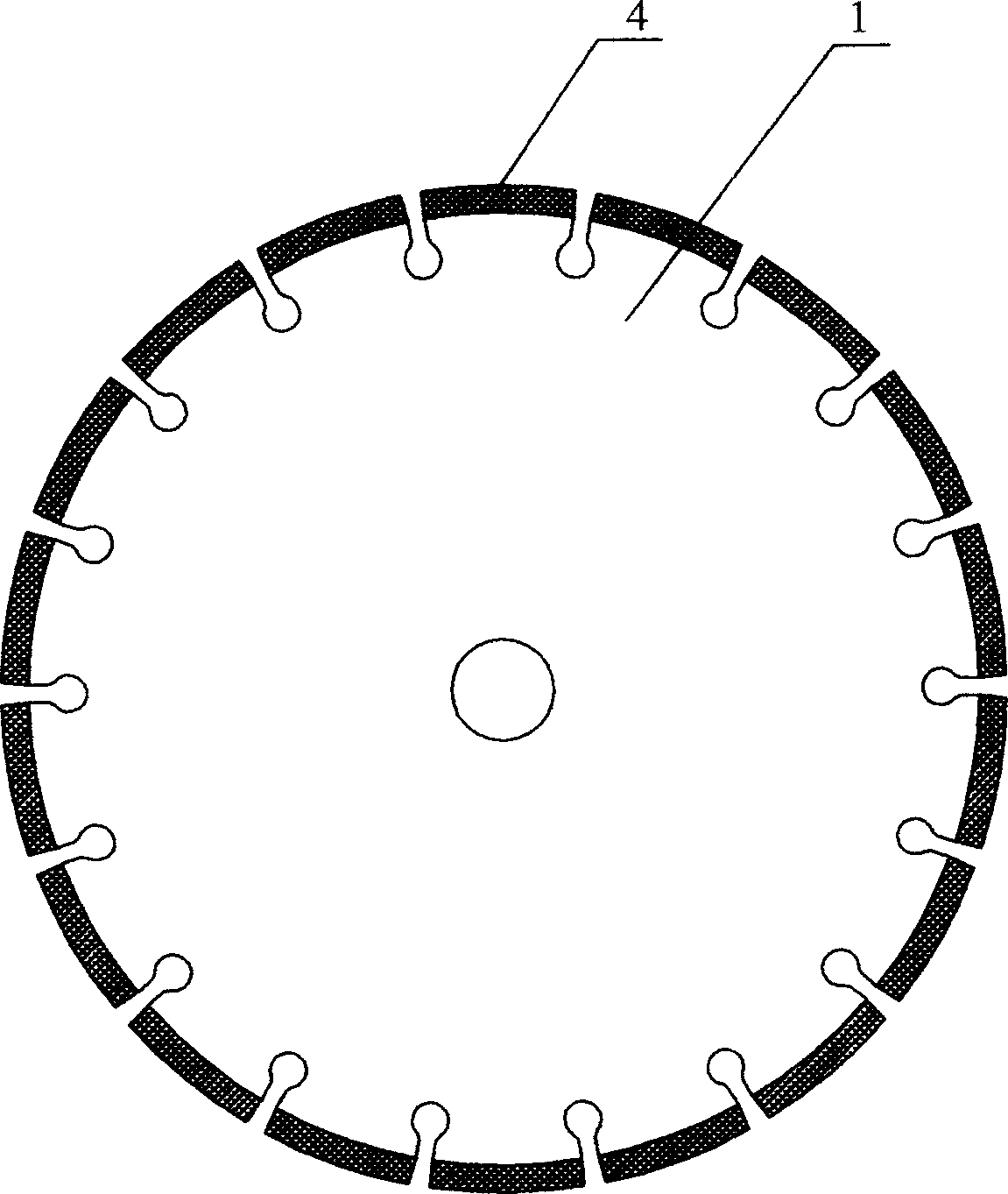 Diamond cutting blade with reduced noise and manufacturing method thereof