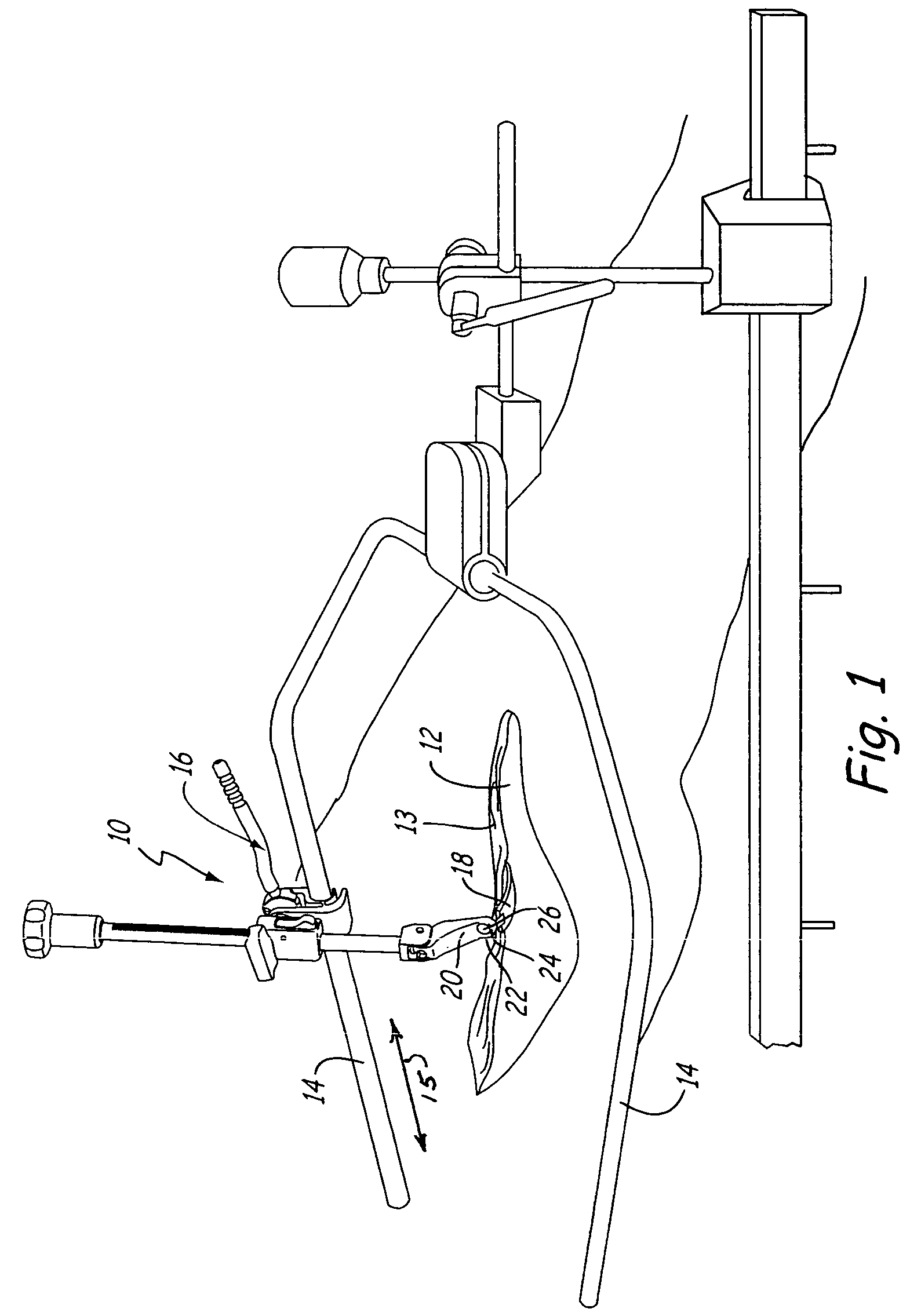 Articulated retractor blade holder