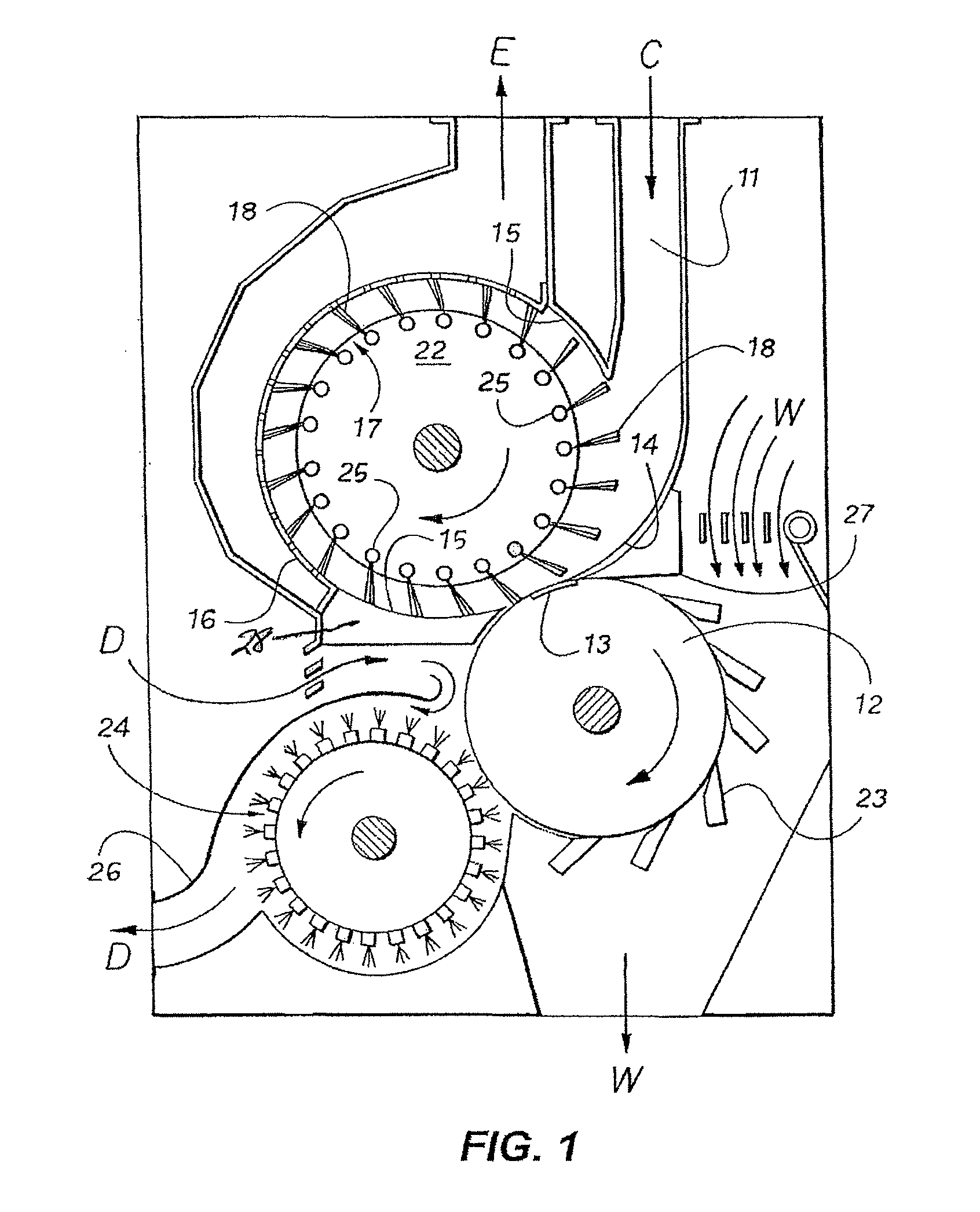 Method and apparatus for separating foreign matter from fibrous material