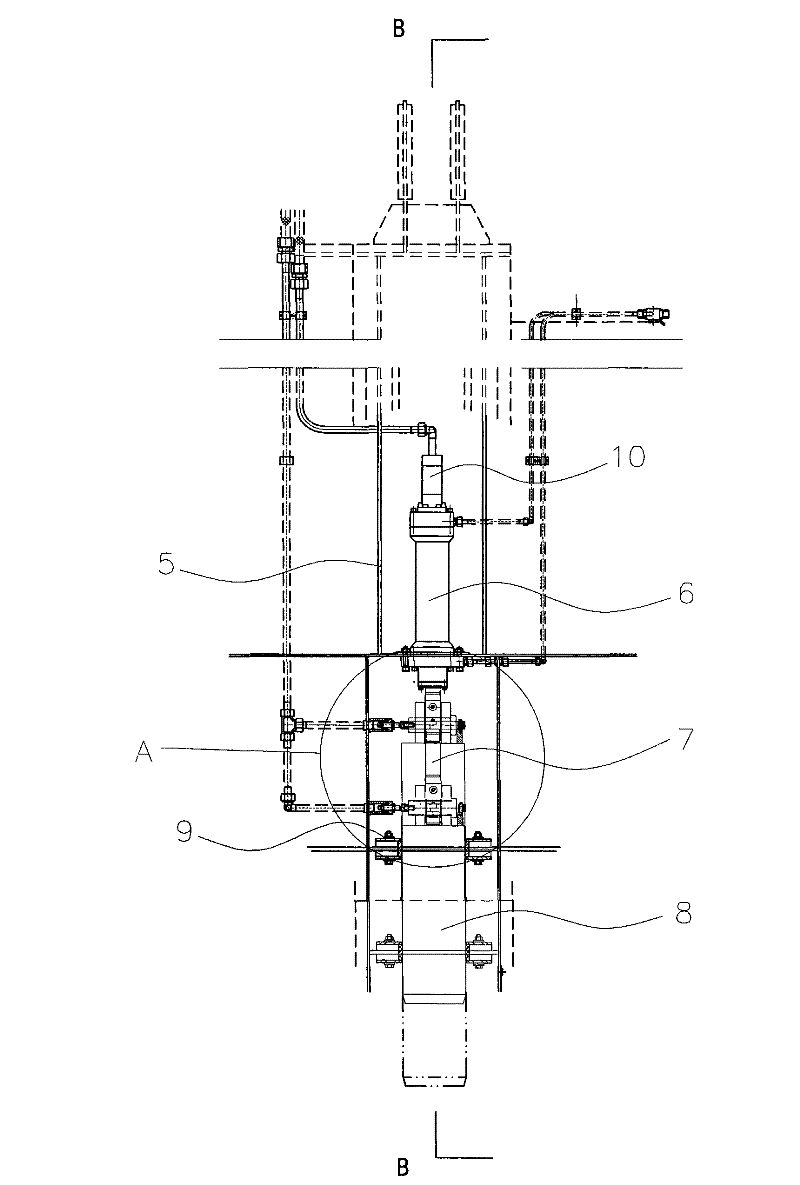 Underwater hydraulic axis-penetrating locking device