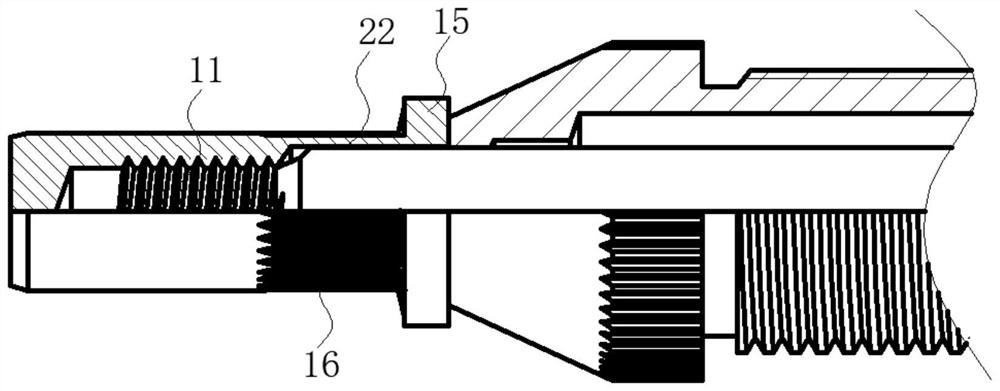 Rivet pulling mechanism with good concentricity