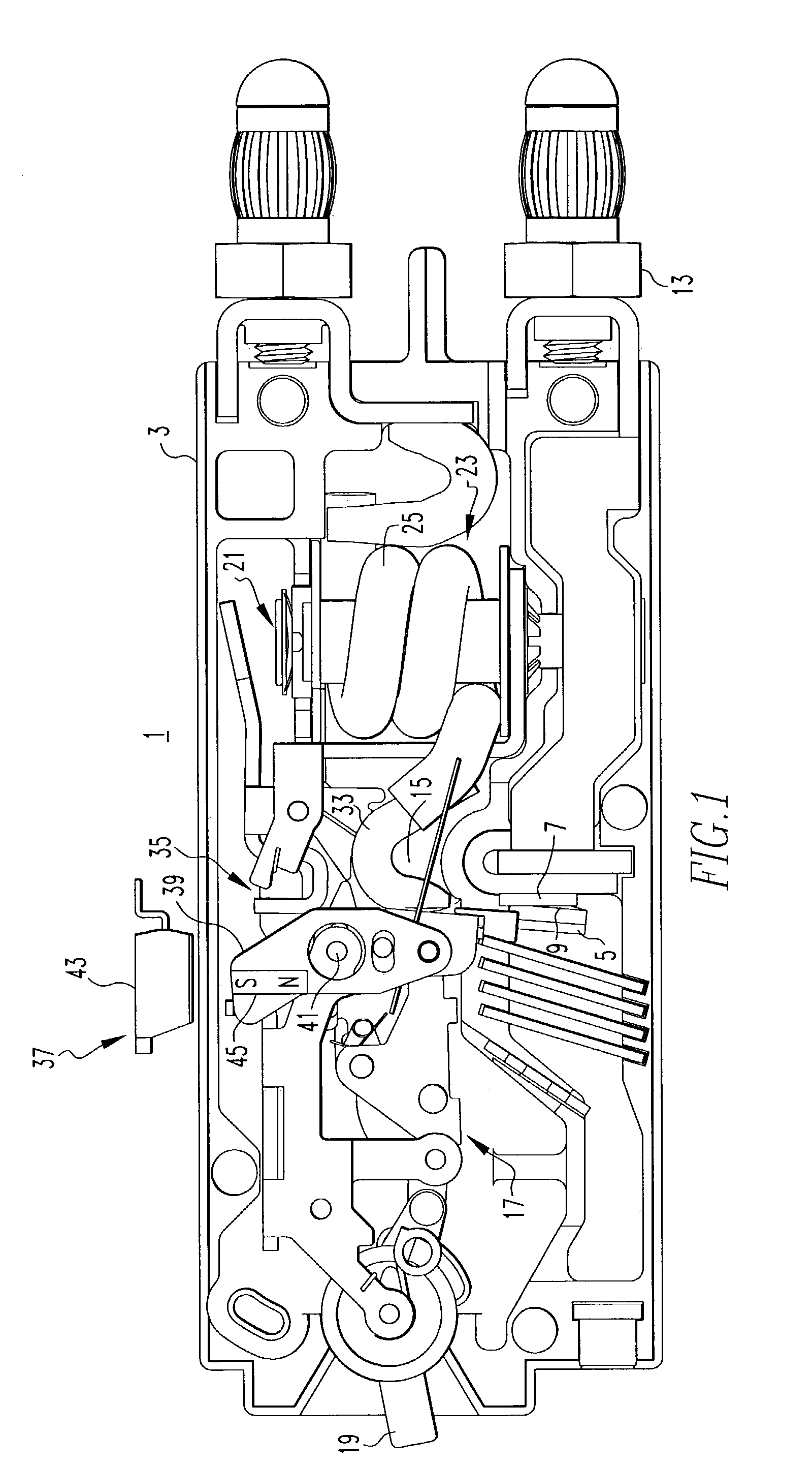 Non-contact auxiliary switch and electric power apparatus incorporating same