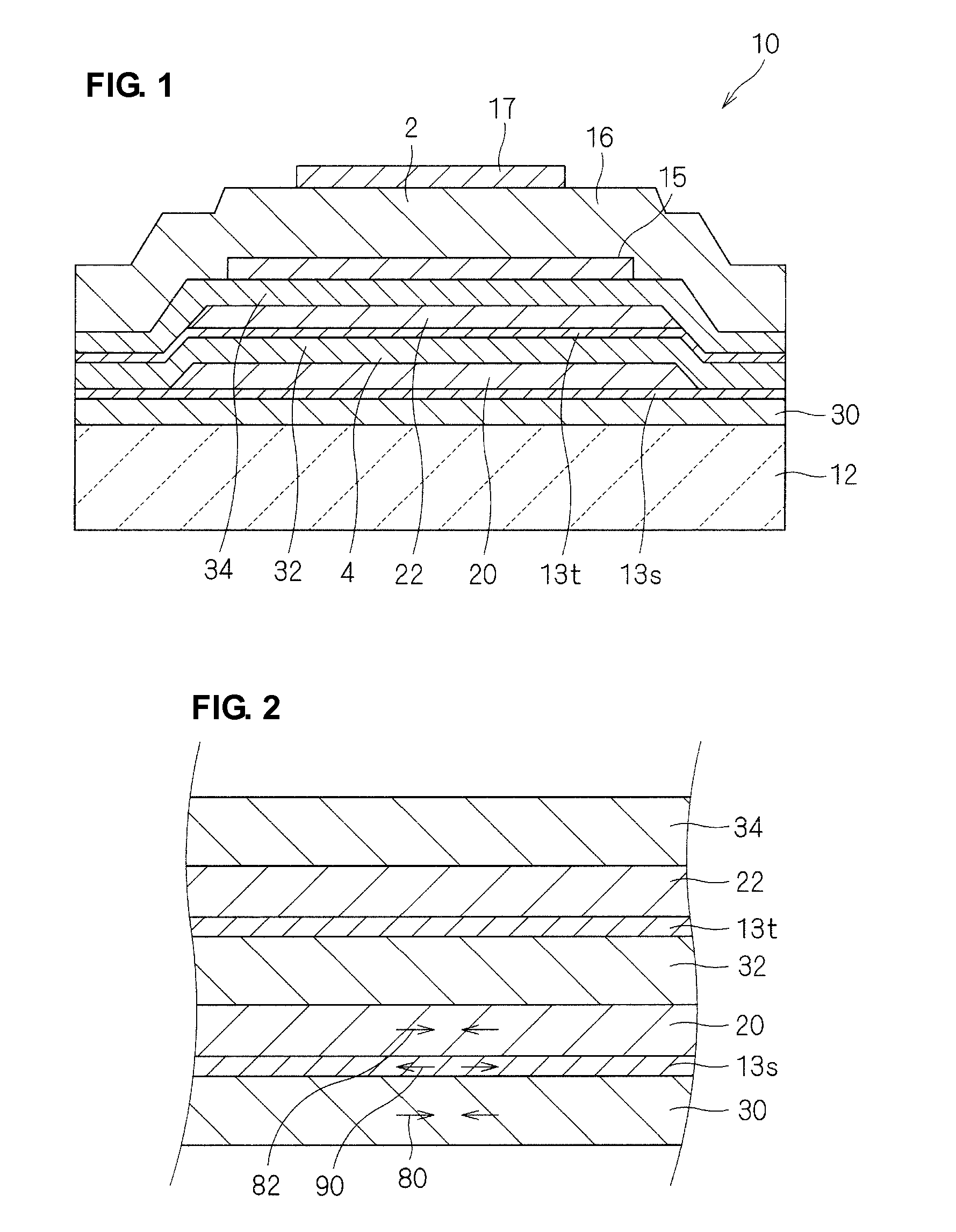 Piezoelectric resonator including an acoustic reflector portion