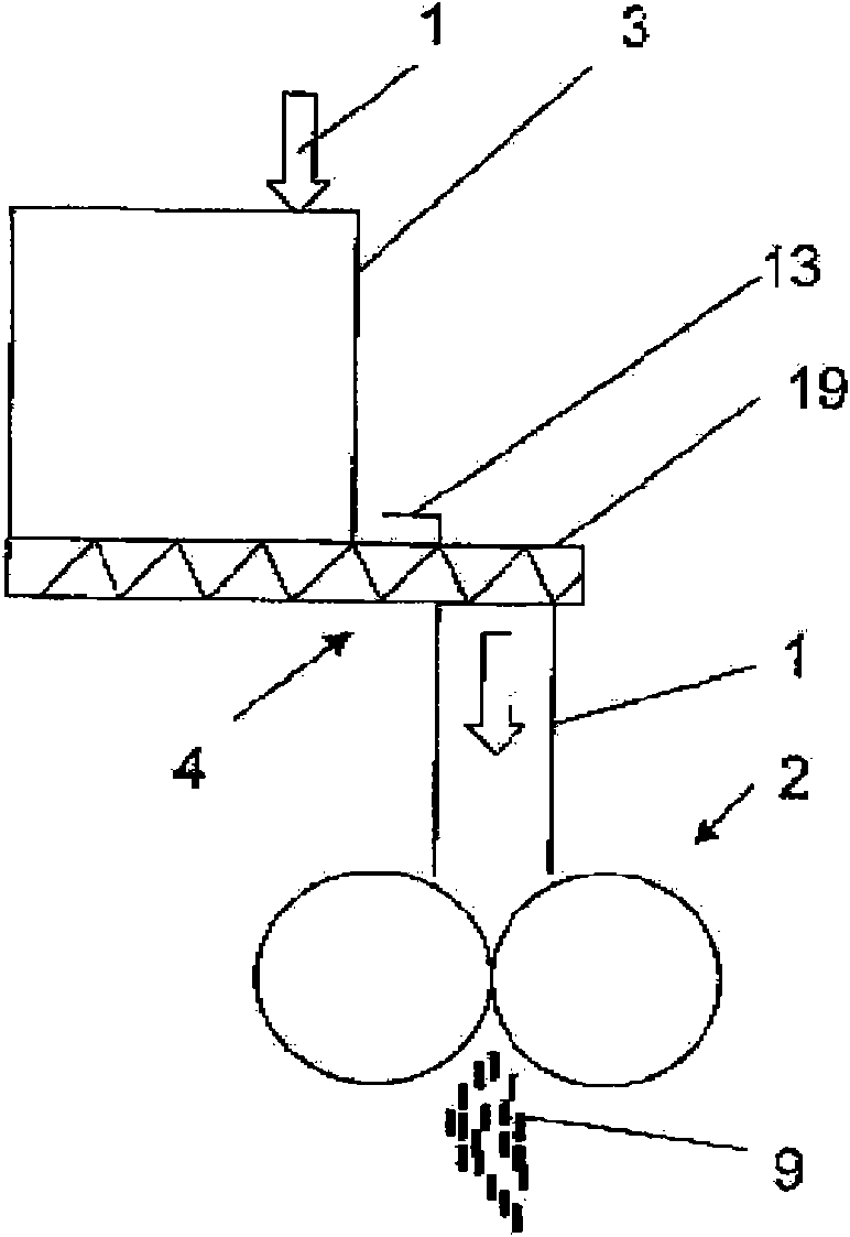 Method and assembly for producing pellets made of biomass in pelleting press for use as fuel in fireplaces