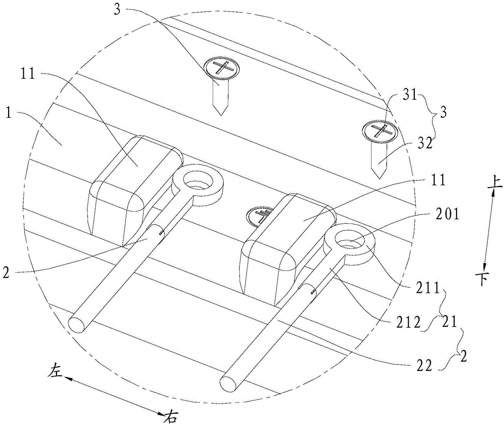 Refrigerator and compressor mounting plate thereof