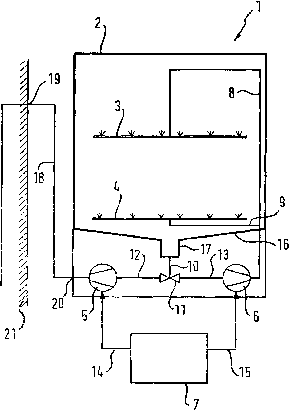 Dishwashing machine with a pump with a brushless permanent magnet motor