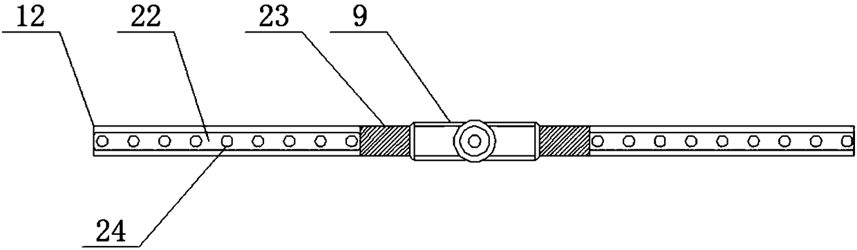 Buckle clothes hanger capable of preventing collar pulling