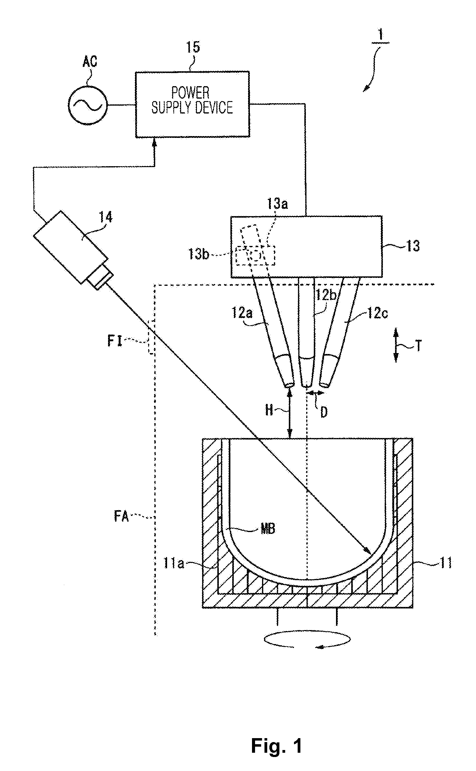 Apparatus for manufacturing vitreous silica crucible