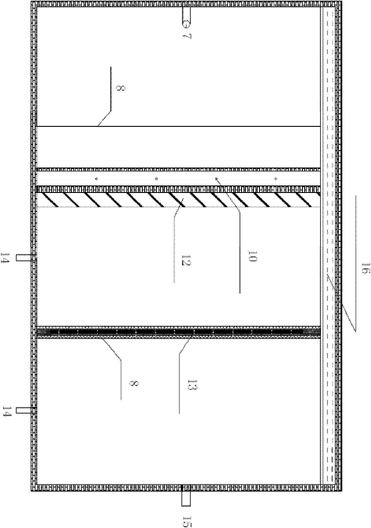 Method and device for comprehensively purifying runoff rainwater