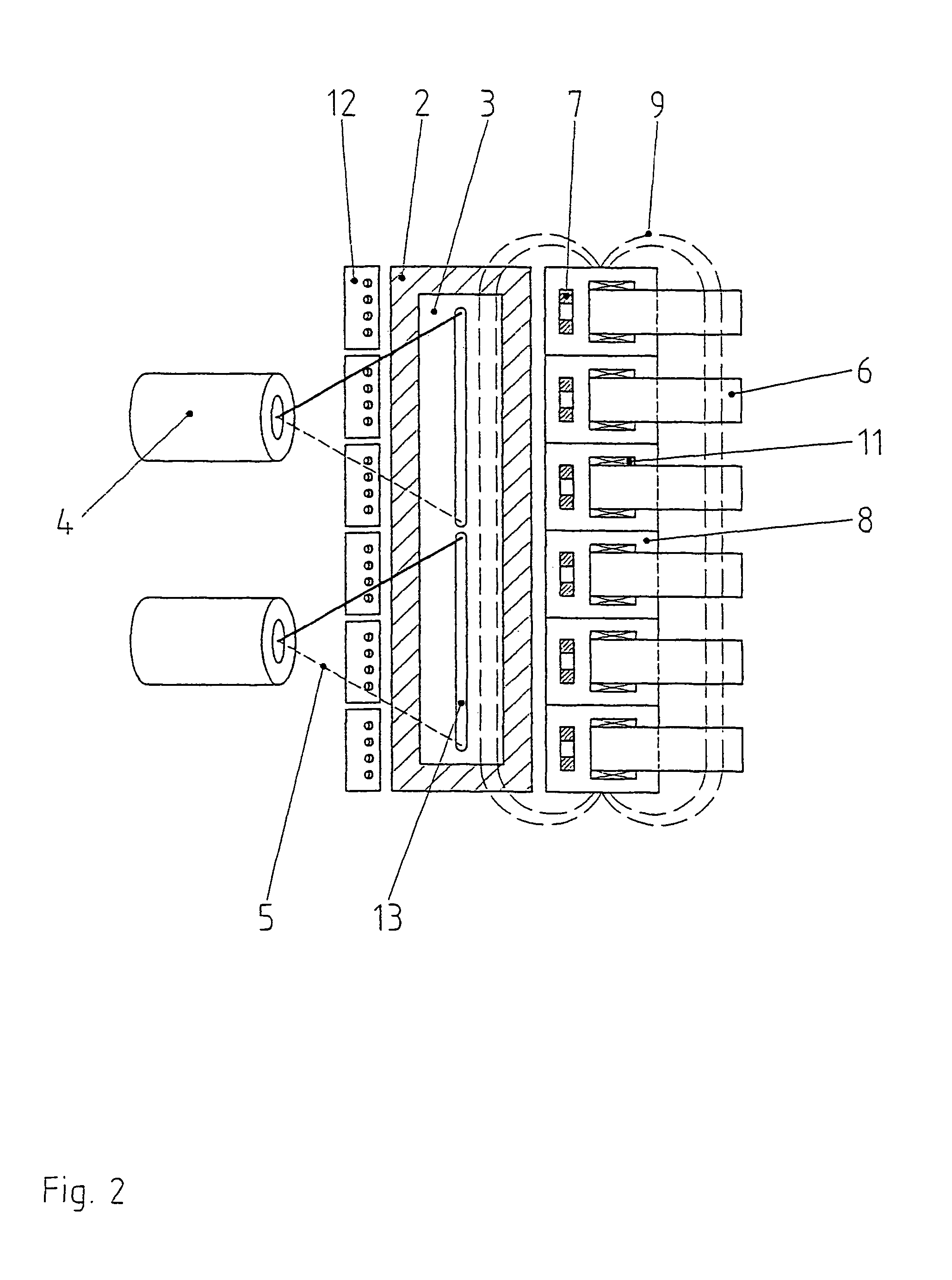 Device for plasma-activated vapor coating of large surfaces