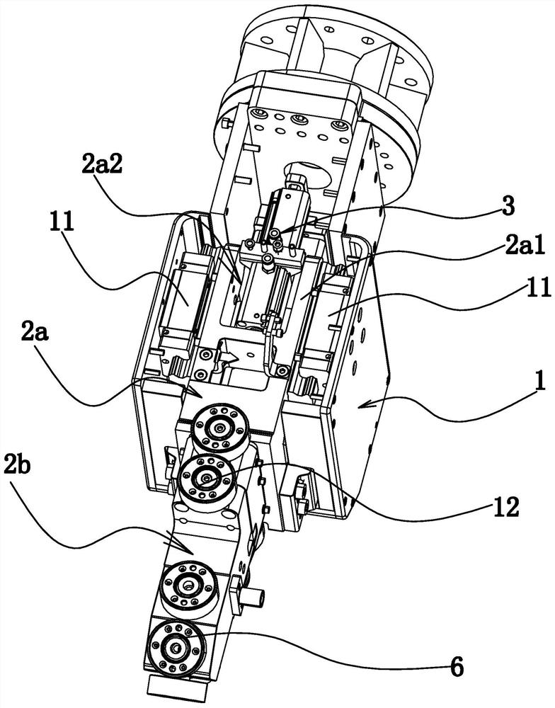 Automobile trimming device