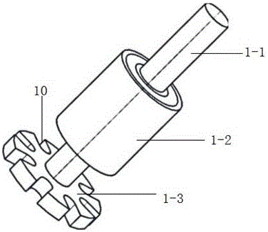 Self-adaptive clamp for superconductive multi-strand wire