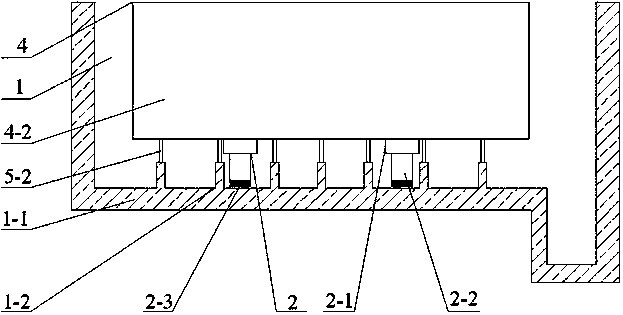 Vertical type assembling die assembly