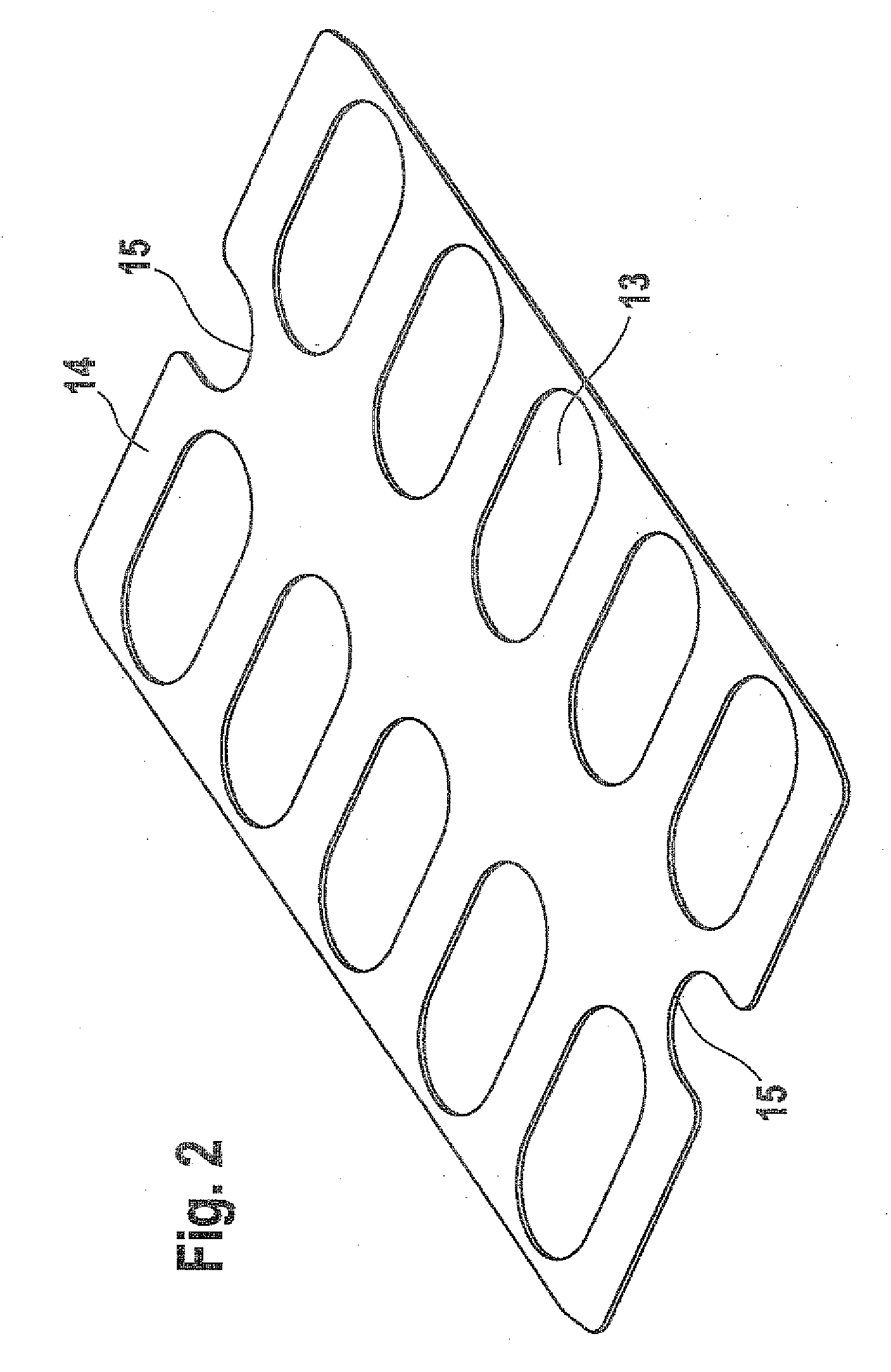 Device and method for reinforcing a blister