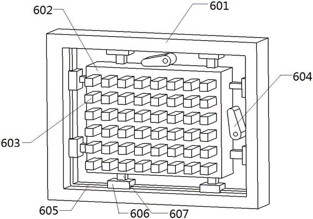 Automatic cleaning device for screen