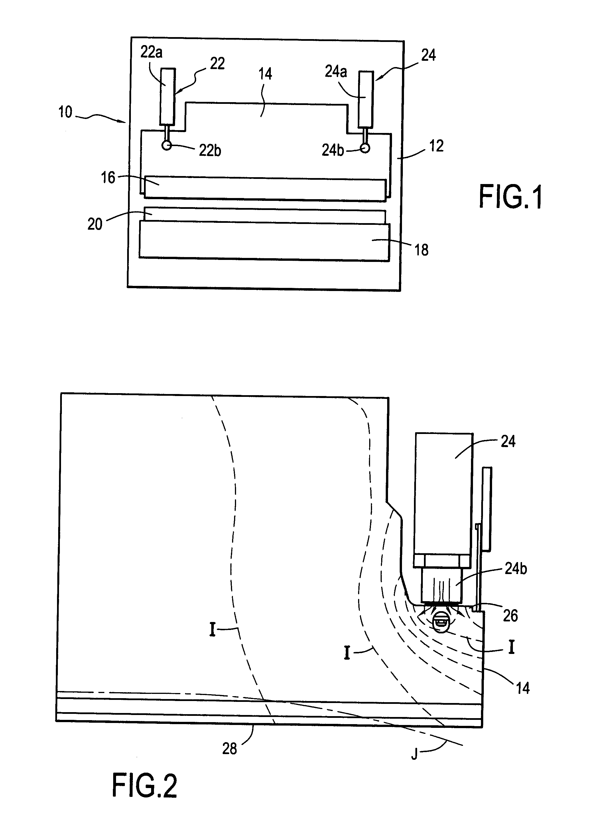 Mechanical connection for transferring forces while providing insulation