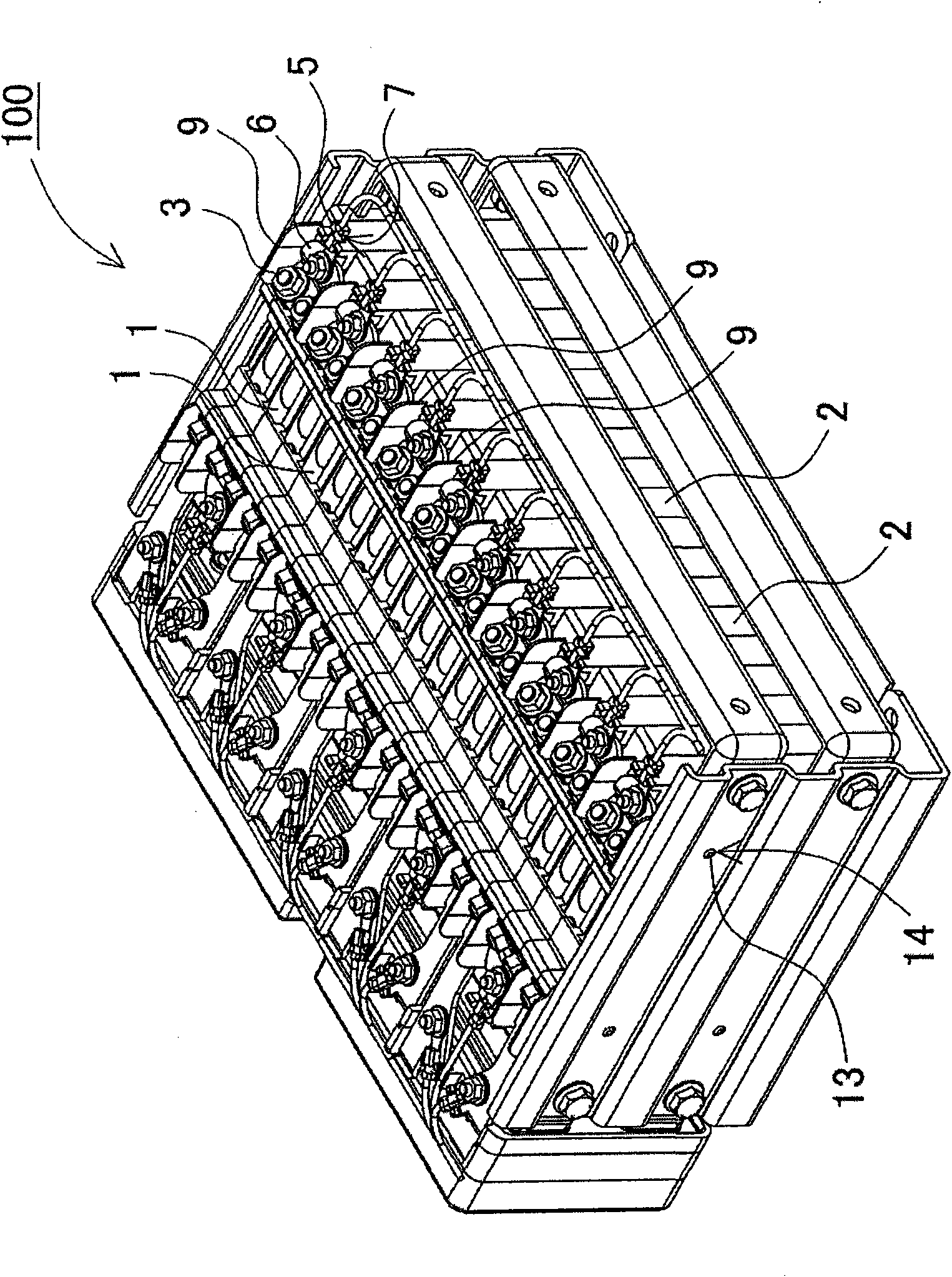 Battery array and battery array separator