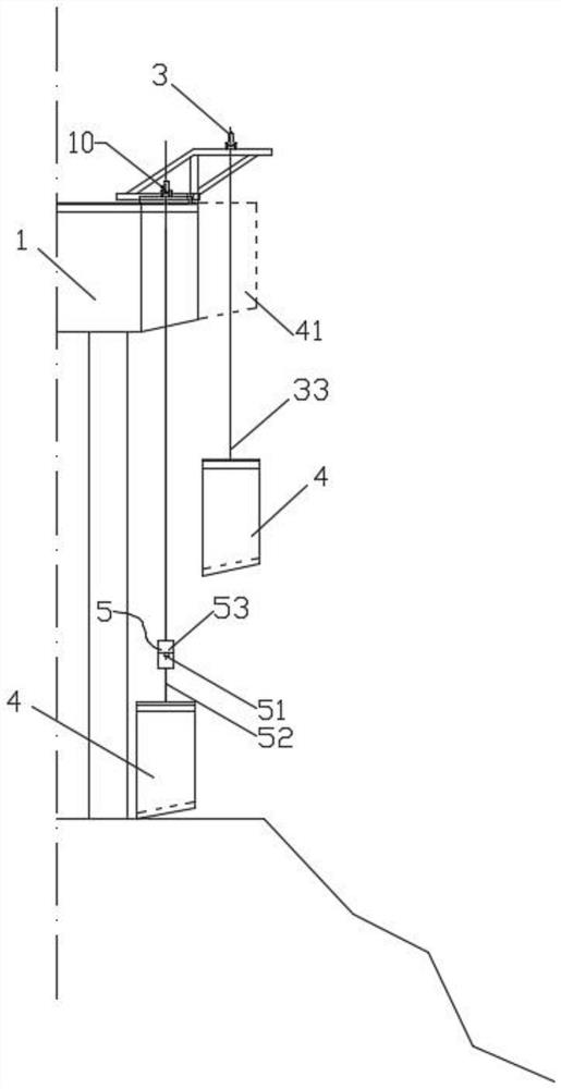 Prefabricated segment swing shifting method for bridge cantilever assembly