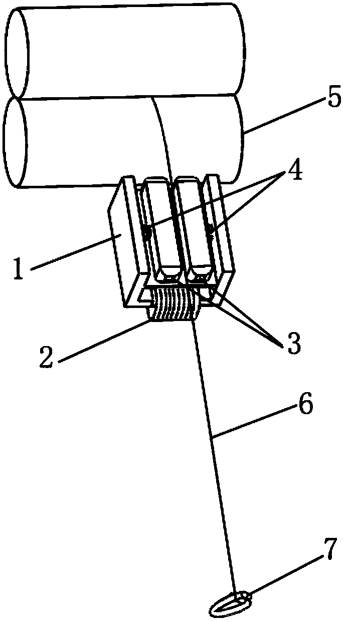 Spinning device and parallel spinning method with the same