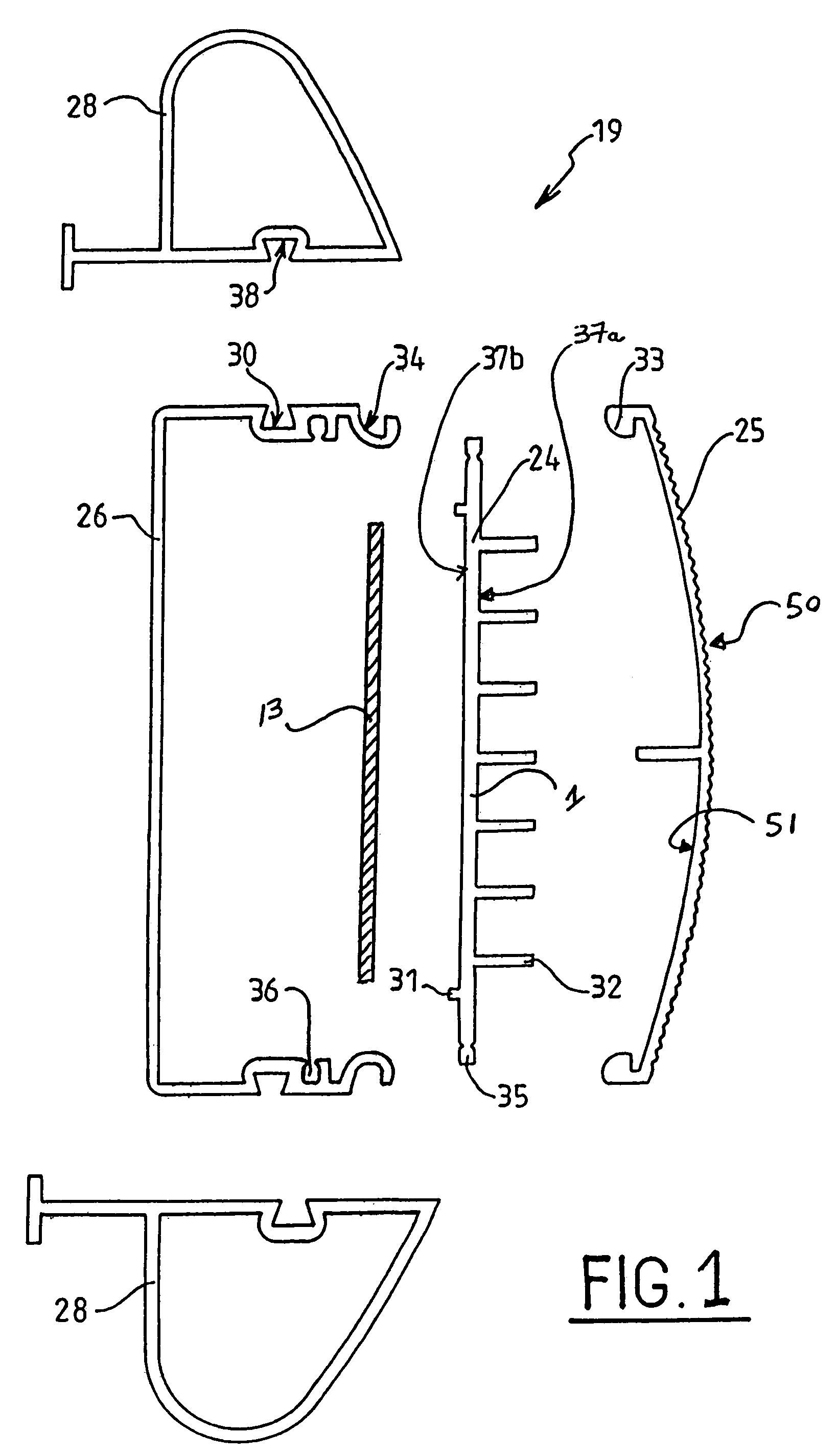 Temperature exchanging element made by extrusion and incorporating an infrared radiation diffuser