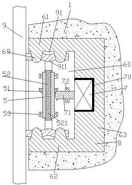 Novel installation device for liquid crystal advertisement screen