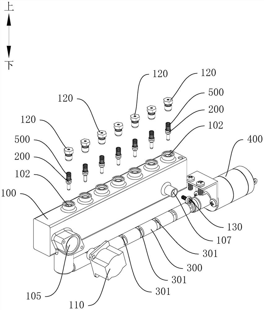 Multi-gear flow dividing device and water heater