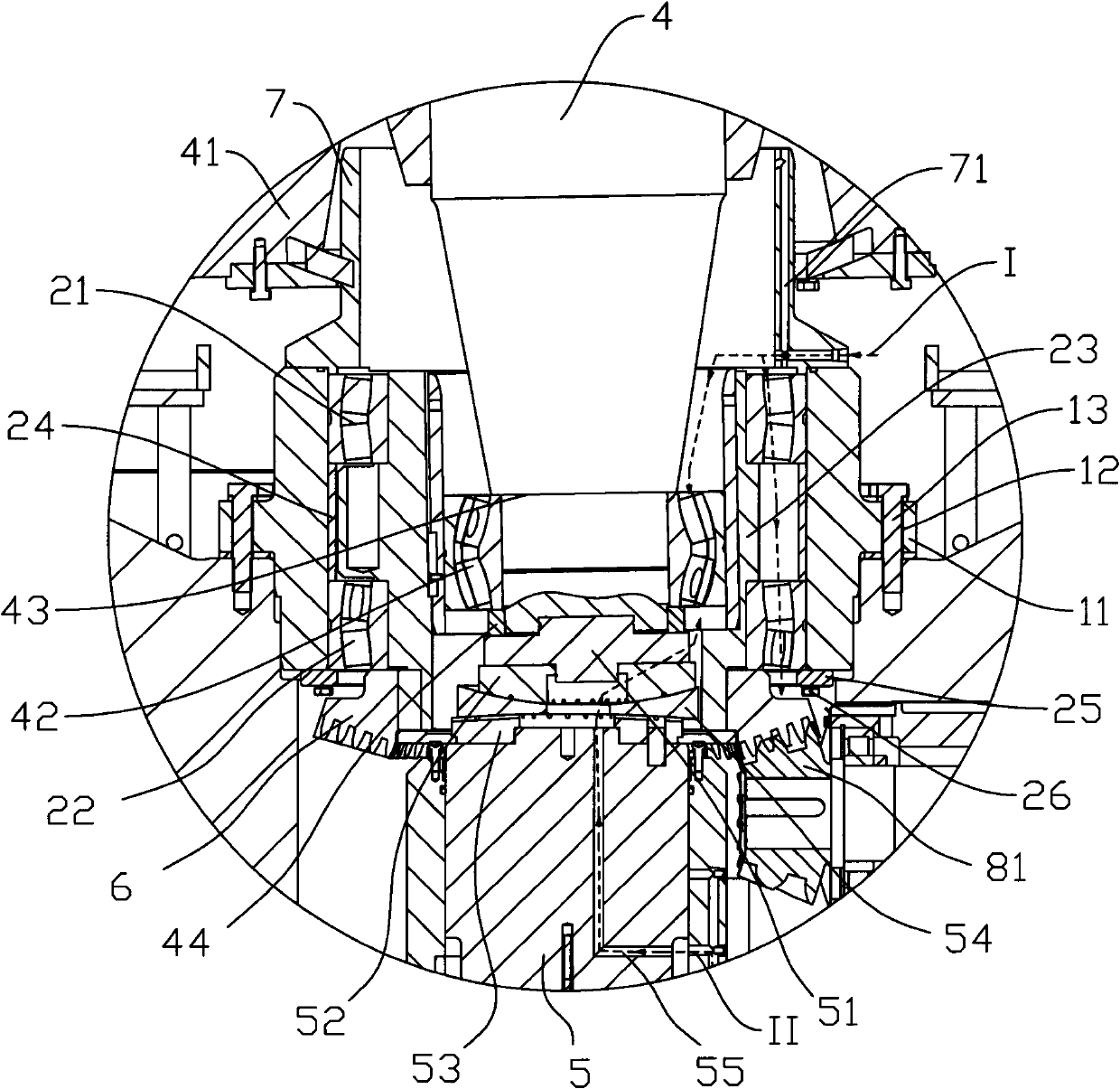 Eccentric sleeve mechanism for cone crusher