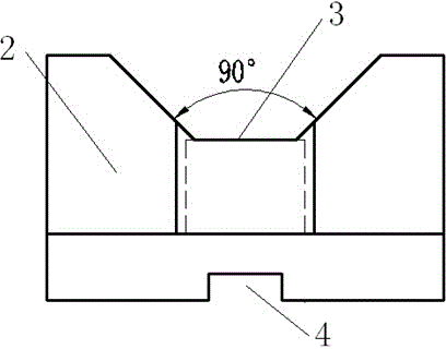 Processing method of oblique oil hole in revolving shaft of traction motor and auxiliary processing device