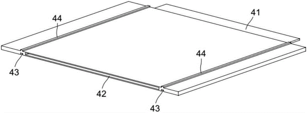 Lateral expanding outward rainwater receiving device