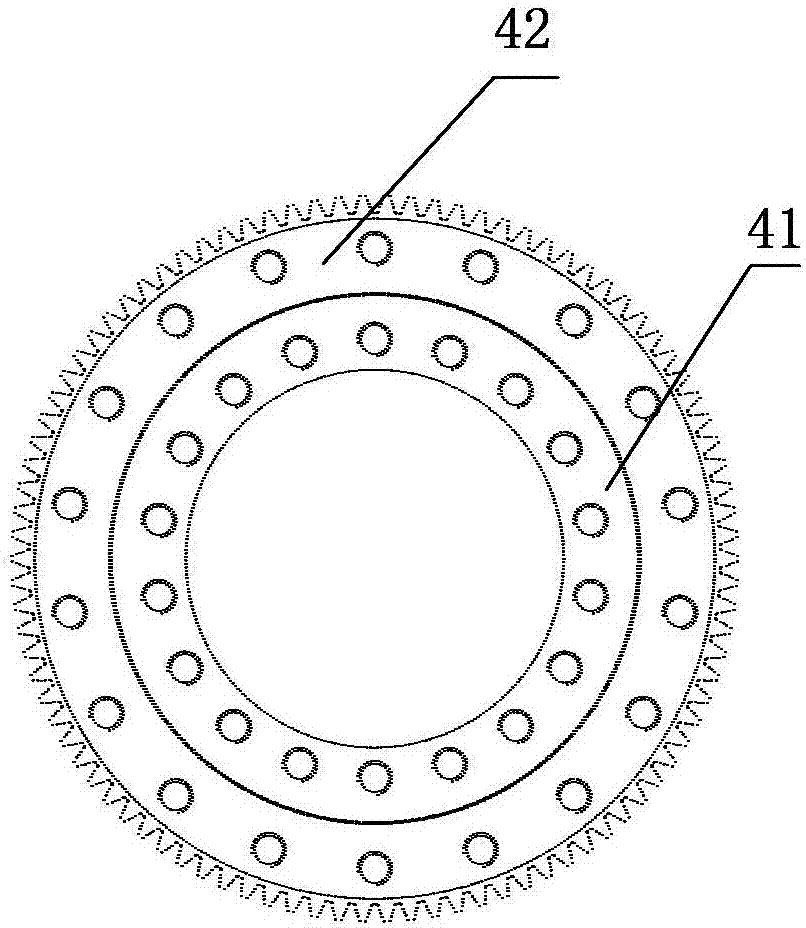 A single-knife plastic pipe rotary cutting device