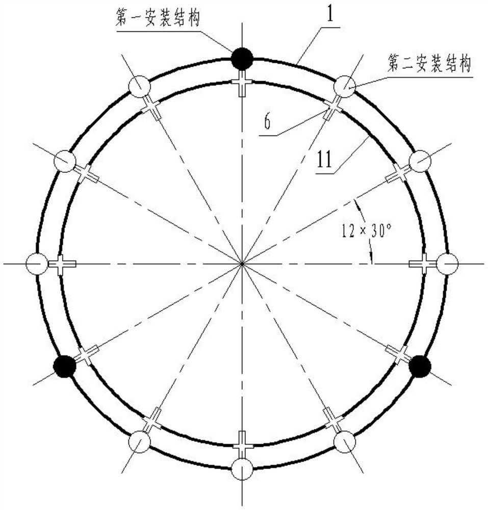 Fixing structure of stress application outer ring header pipe