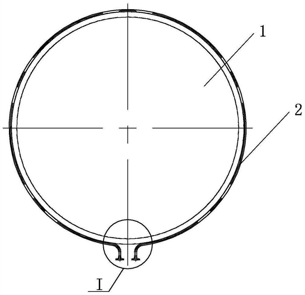 Forming and assembling method for arranging spiral heat tracing pipe on outer surface of thick-wall container barrel