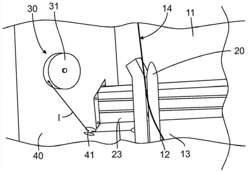 Equipment for dividing tubular webs