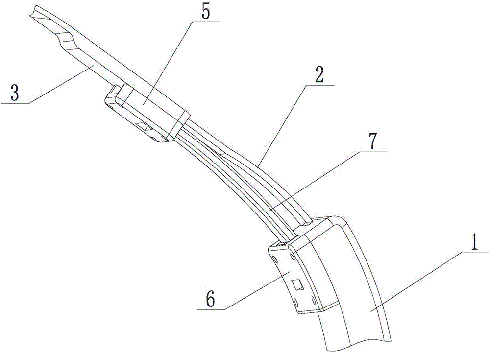 Head-mounted elastic auxiliary locking mechanism