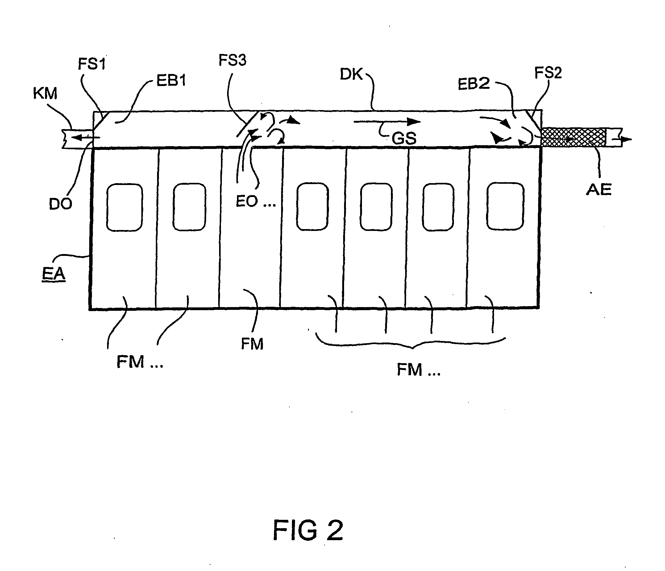 Electrical installation comprising a decompression channel