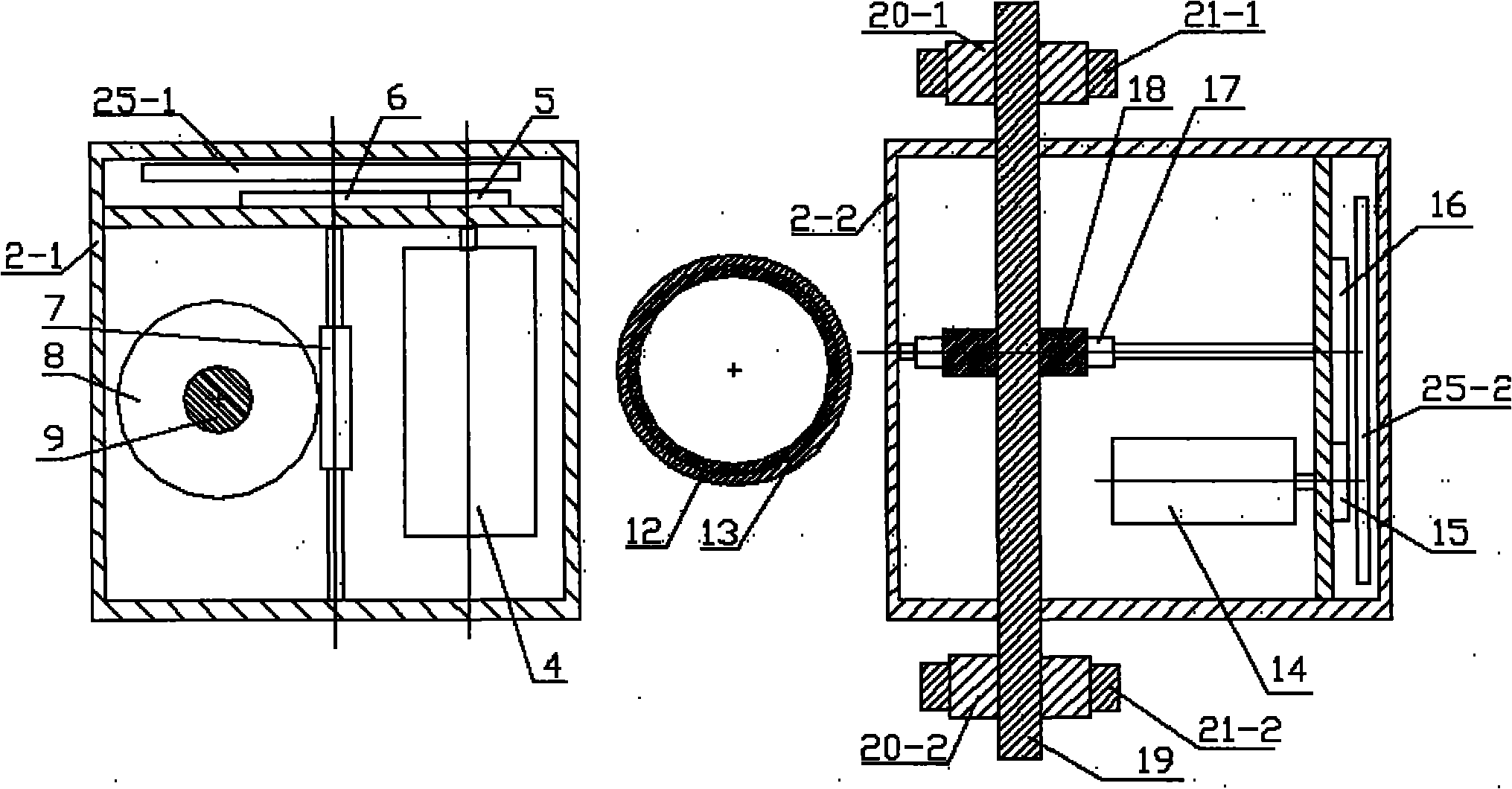 Large-power soft-driving pitch tracking three-dimensional solar light collecting device