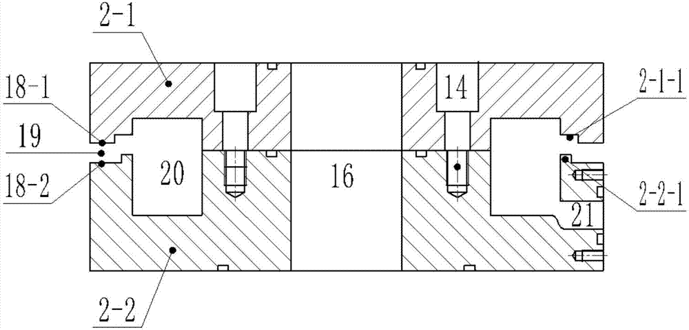 Integrated system of electronic current transformer and breaker