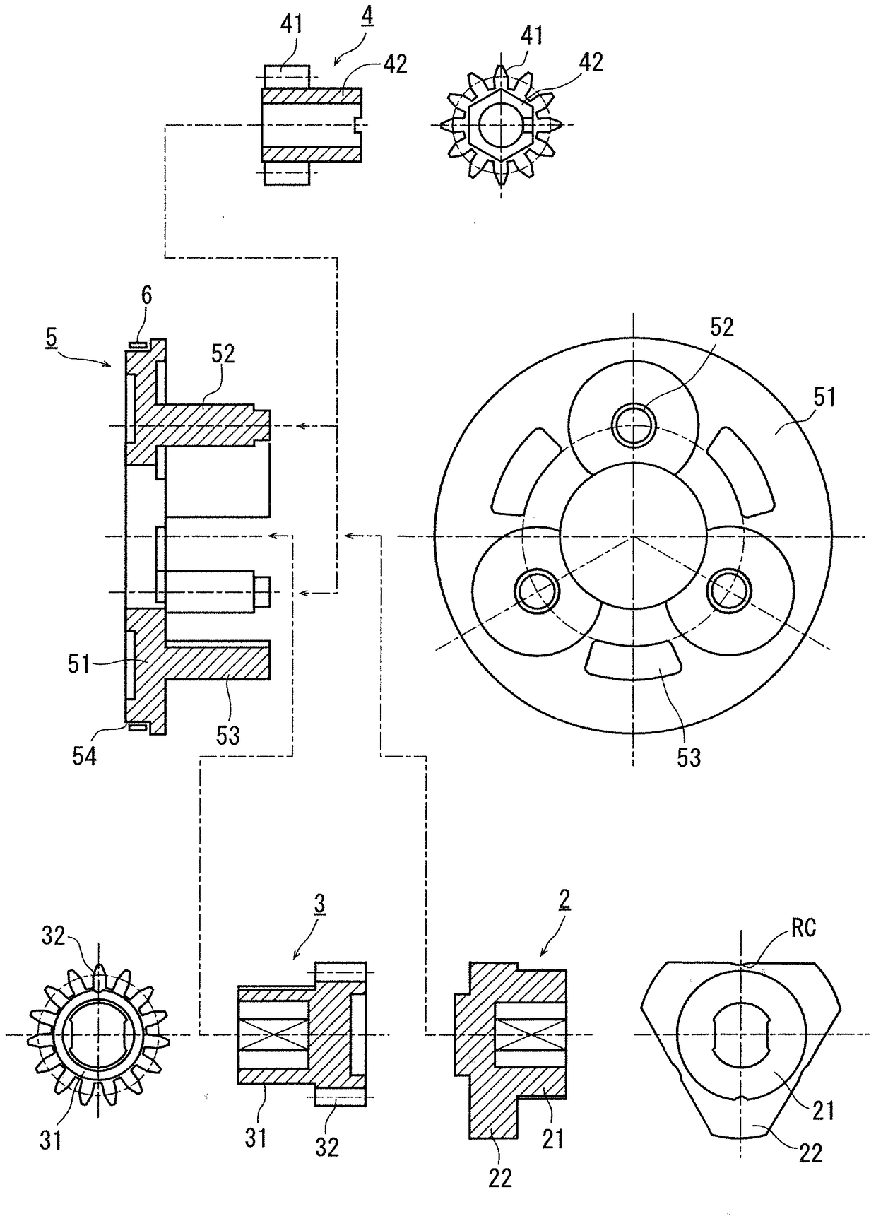 Free type two-way clutch utilizing gear idling