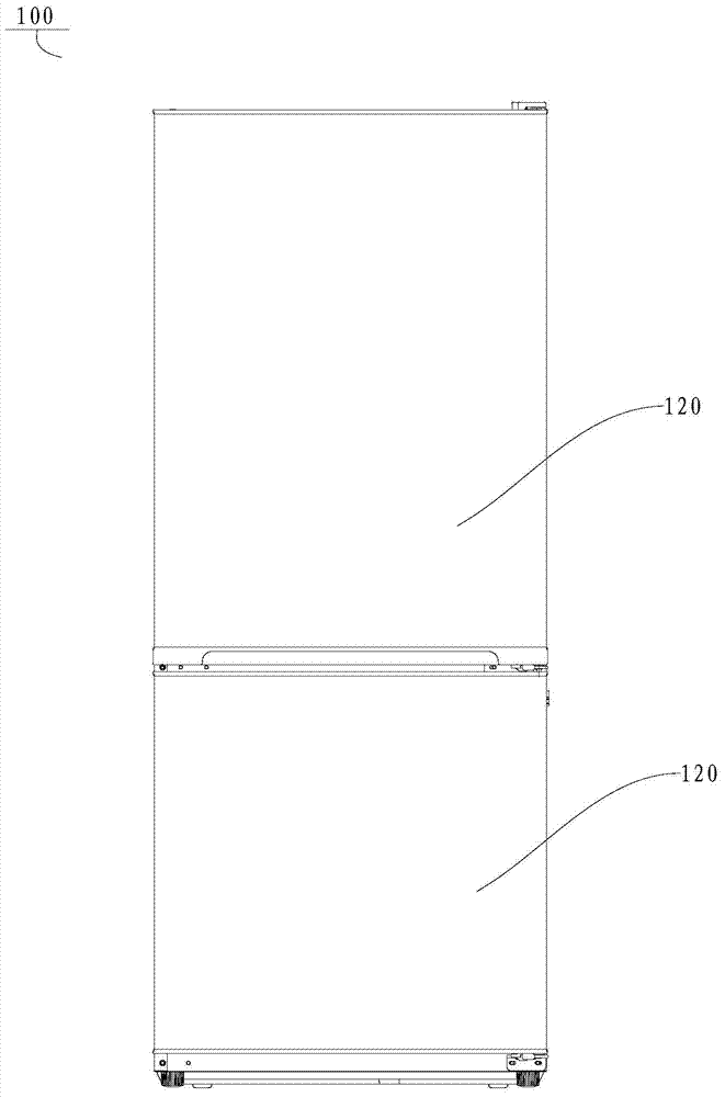 Refrigerator and air duct plate thereof