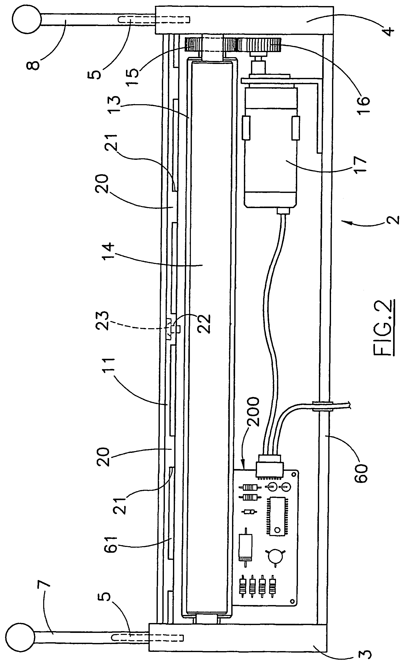 Machine to cover articles of various type, particularly book covers