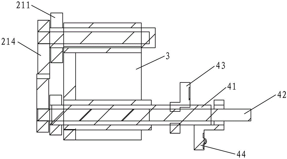 Yarn lifting mechanism for waste yarn collection