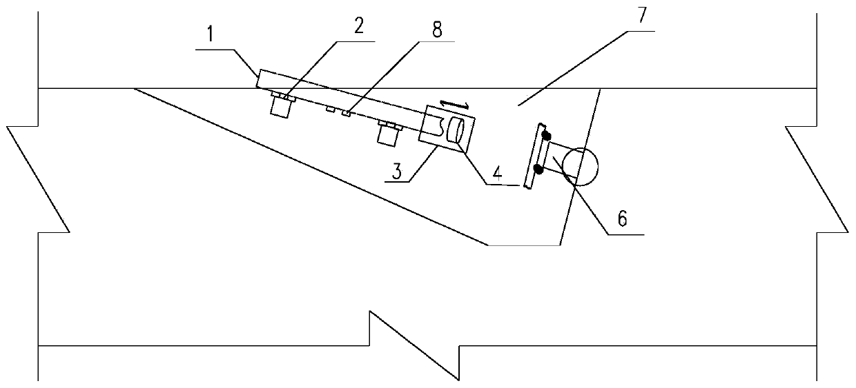 Auxiliary mounting device for prestressed steel strand penetrating end